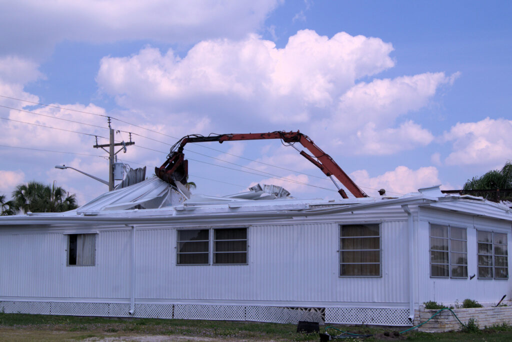 mobile home removal